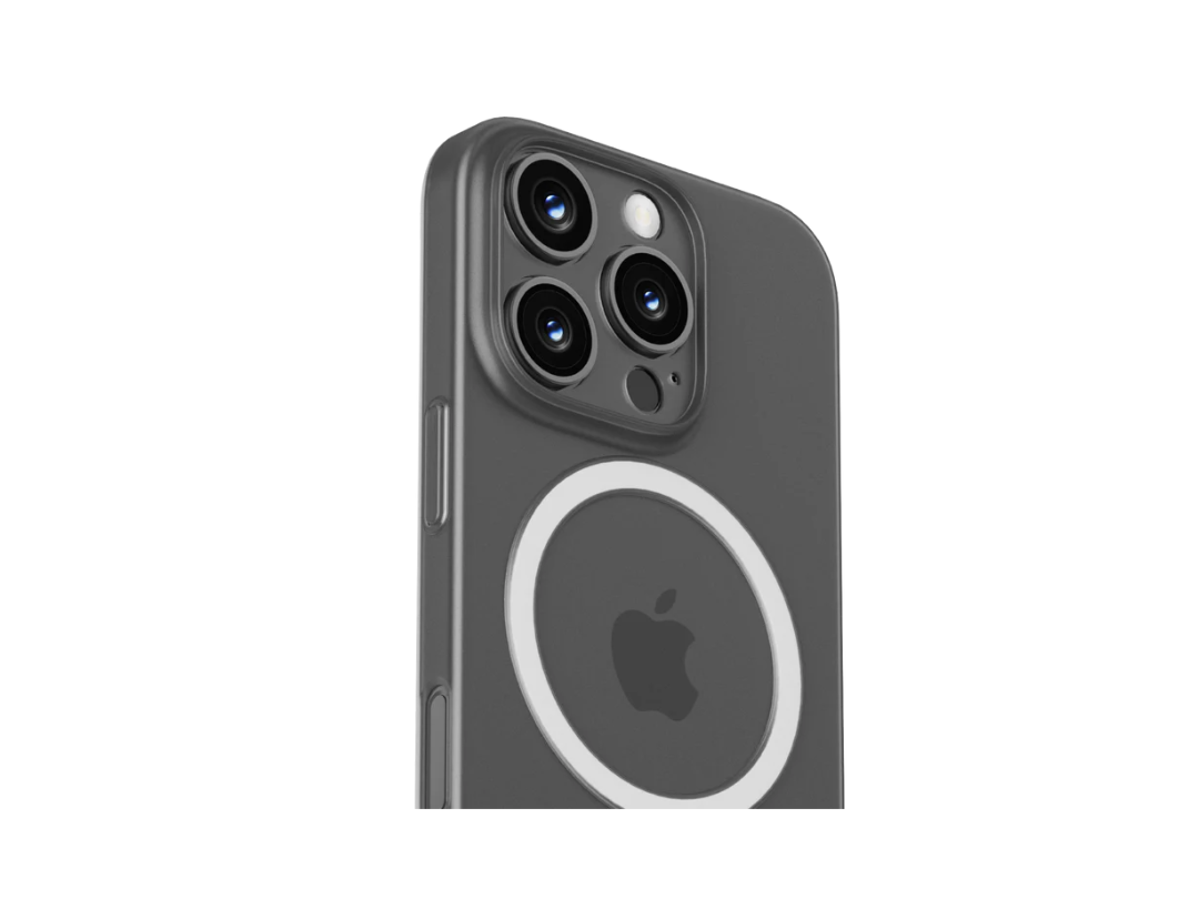 Buy Momax CaseForm Lite Super Slim Case for iPhone 16 Pro with MagSafe - Black in Qatar Buy Momax CaseForm Lite Super Slim Case for iPhone 16 Pro with MagSafe - Black in Qatar